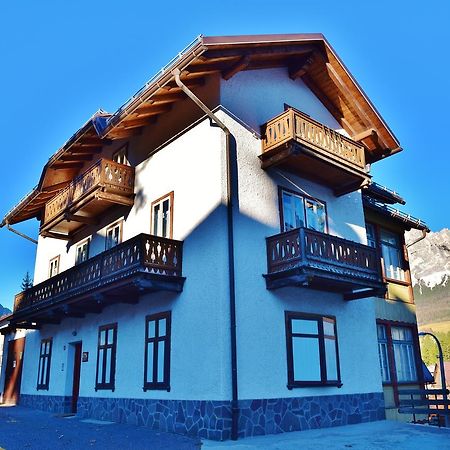 Dependance Hotel Corona Cortina dʼAmpezzo Exterior foto
