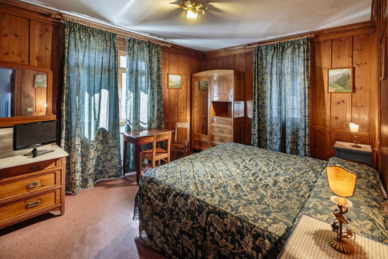 Dependance Hotel Corona Cortina dʼAmpezzo Exterior foto